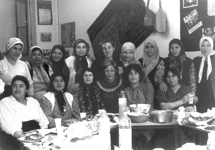 Inci Tugsavul et Femmes